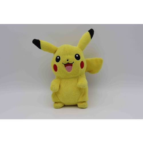 Pikachu - Pokemon Plüschfigur aus Japan (15cm)